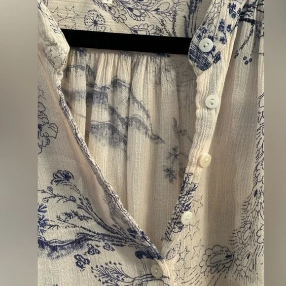 Free People Women’s Tropical Floral Bloom Printed Blouse, Size Small/Oversized - Picture 4 of 10
